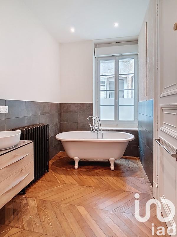 Appartement - 98 m² - 5 pièces