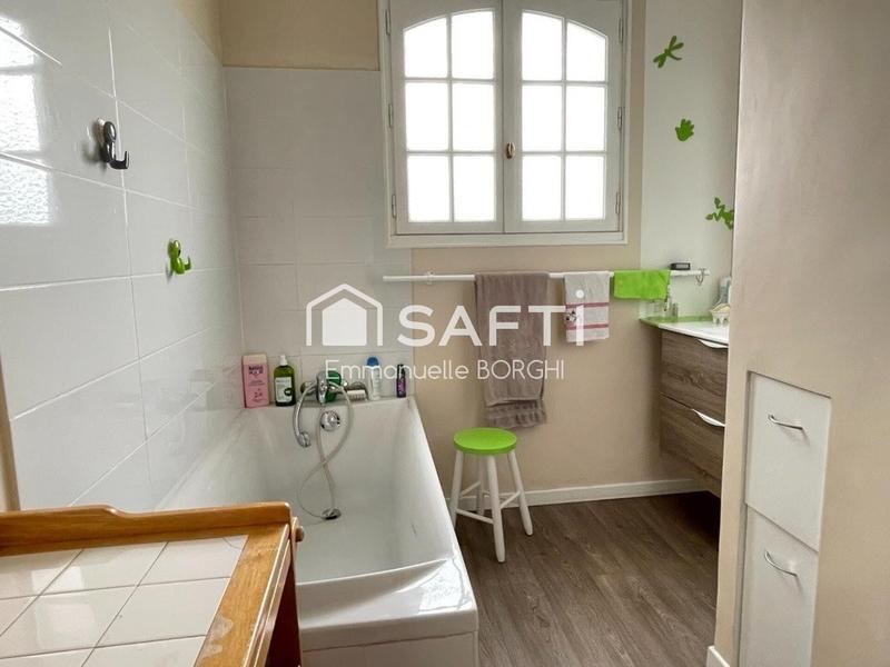 Maison - 192 m² - 9 pièces