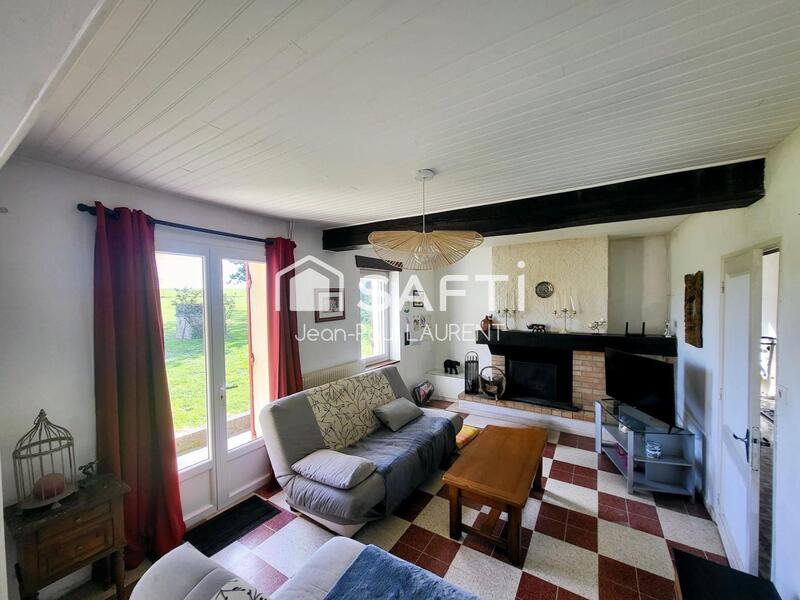 Maison - 255 m² - 11 pièces