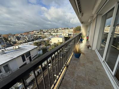 Appartement - 83 m² - 3 pièces