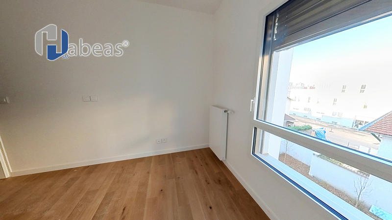 Appartement - 88 m² - 4 pièces