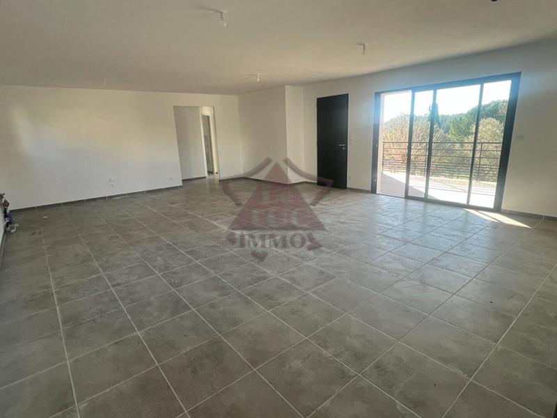 Villa - 95 m² - 4 pièces