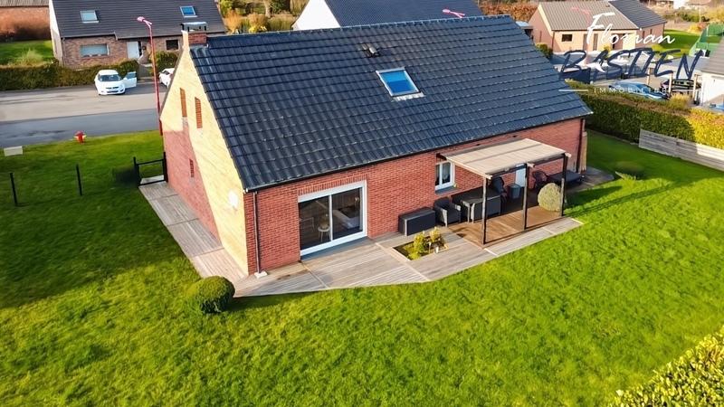 Maison - 110 m² - 5 pièces