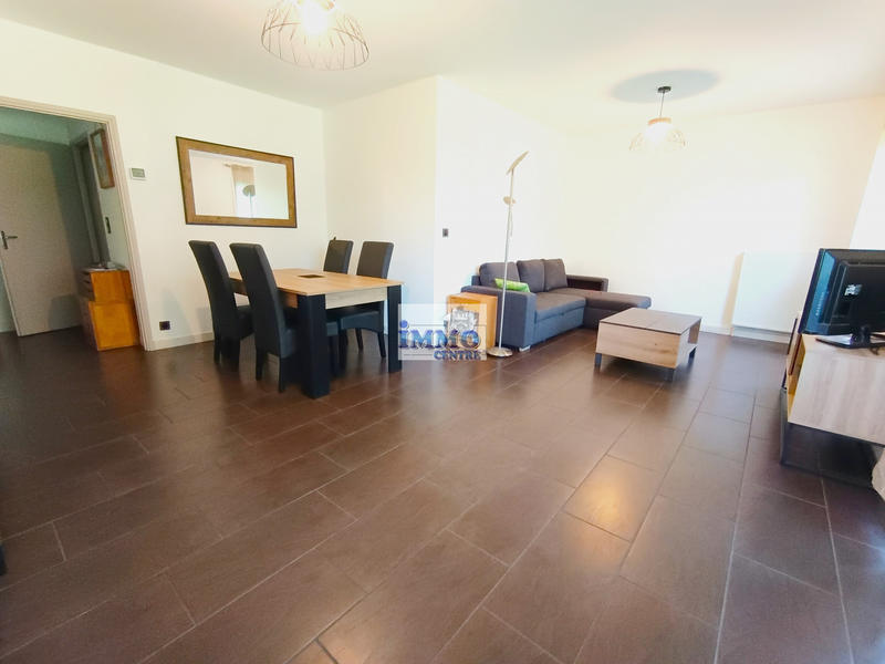 Appartement - 97 m² - 4 pièces