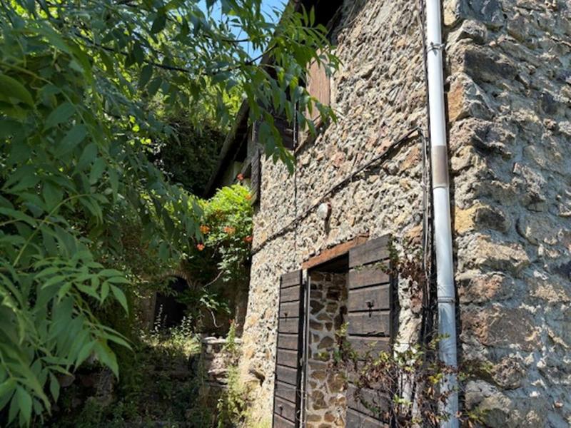 Propriété - 240 m² - 6 pièces