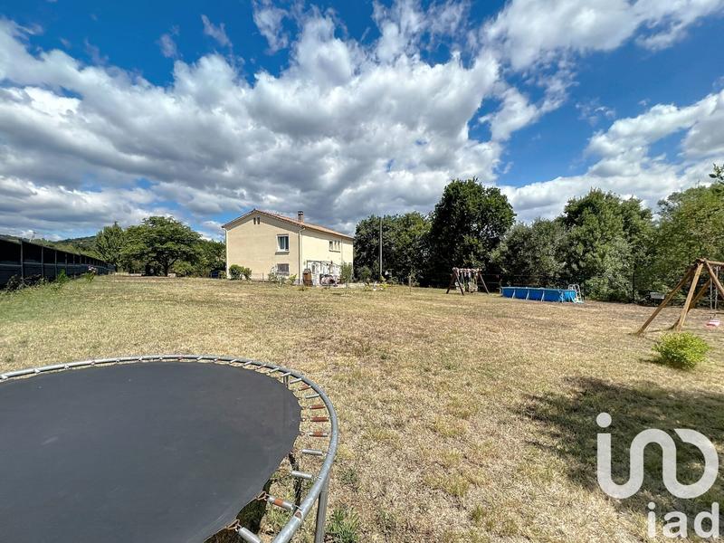 Maison - 176 m² - 7 pièces