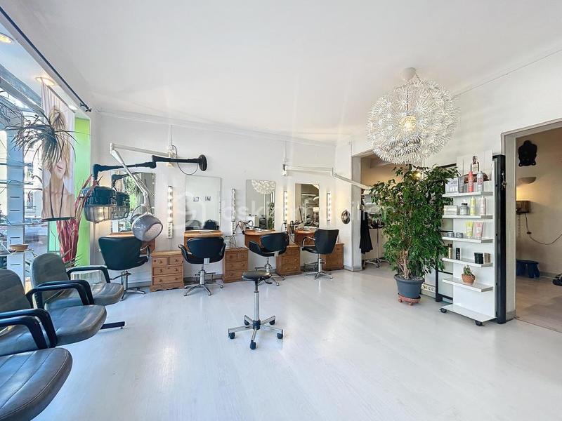 Bureau - 50 m² - 1 pièce