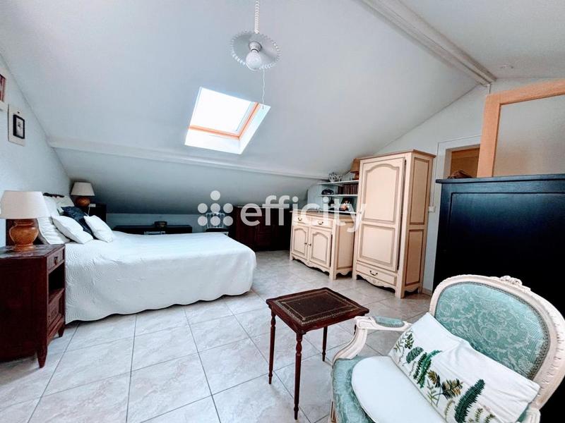 Maison - 89 m² - 5 pièces