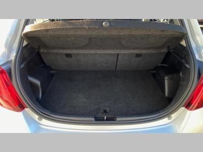 Toyota Yaris Hybride Lca 2016 100h Dynamic