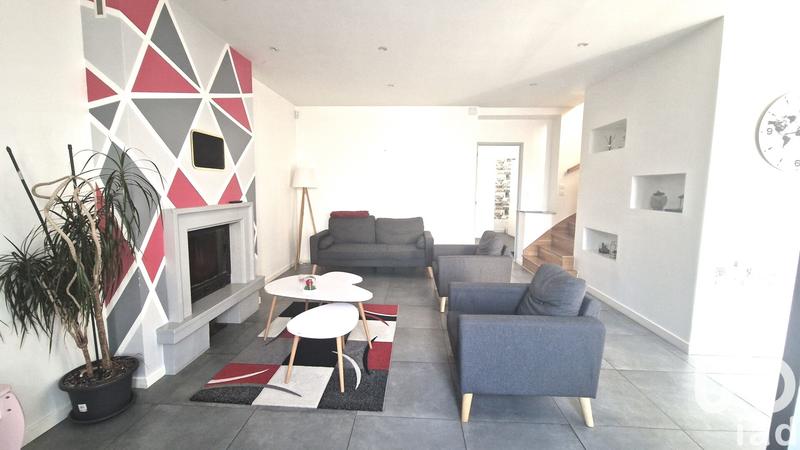 Maison - 130 m² - 5 pièces