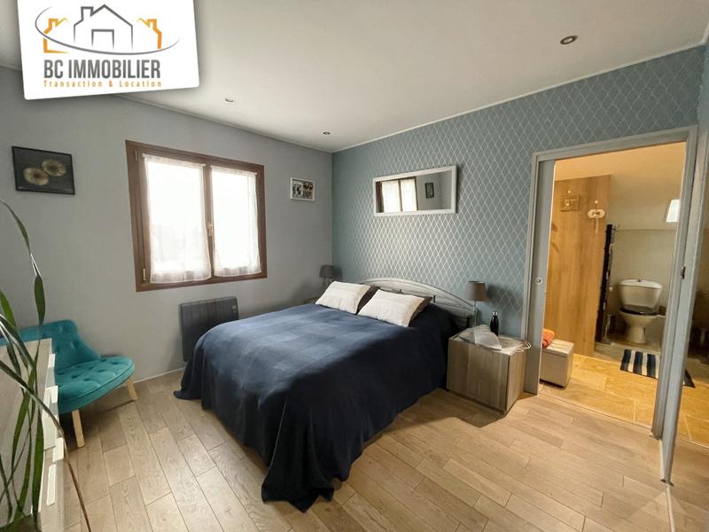 Appartement - 144 m² - 6 pièces