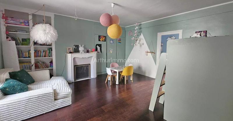 Maison - 205 m² - 7 pièces