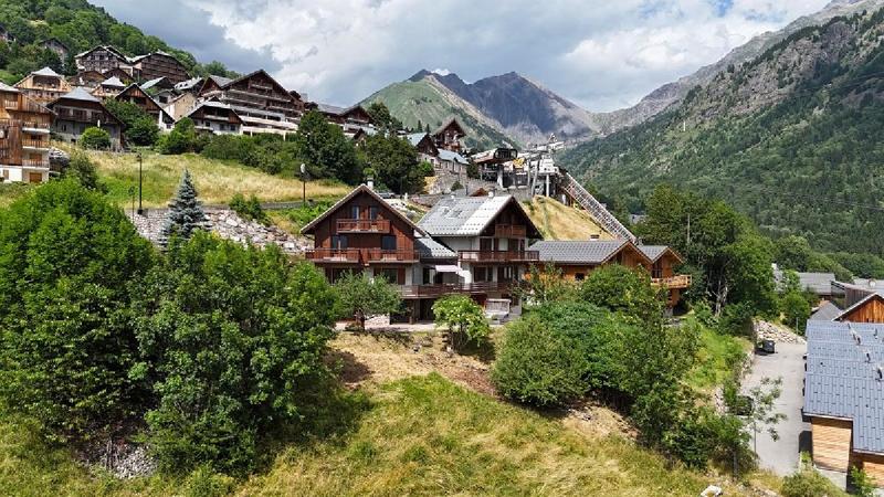 Appartement - 80 m² - 3 pièces