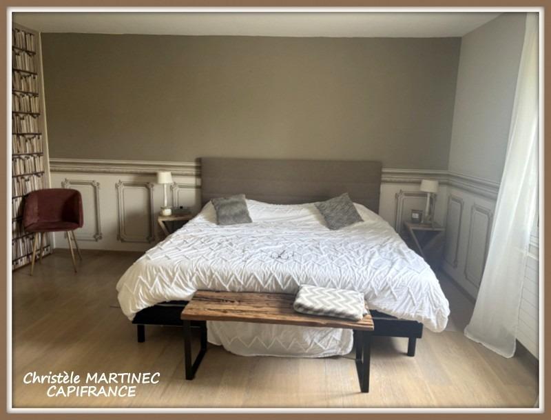 Maison - 226 m² - 7 pièces