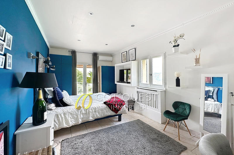 Maison - 226 m² - 6 pièces