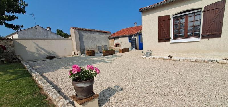 Maison - 137 m² - 5 pièces