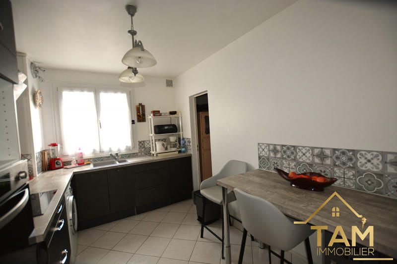 Appartement - 103 m² - 5 pièces