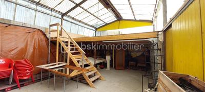 Local commercial - 140 m² - 7 pièces