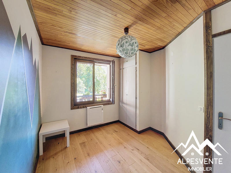 Appartement - 83 m² - 4 pièces