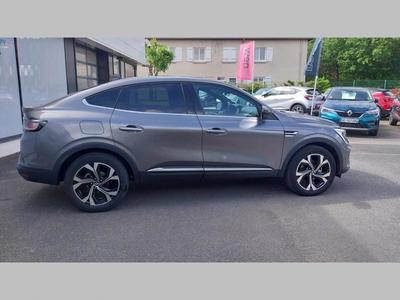 Renault Arkana E-Tech 145 - 23 Techno