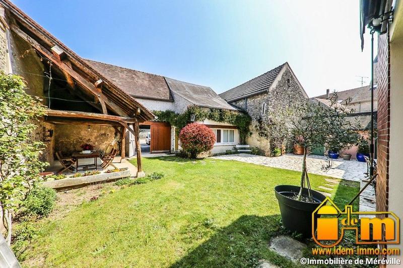 Maison de village - 280 m² - 10 pièces