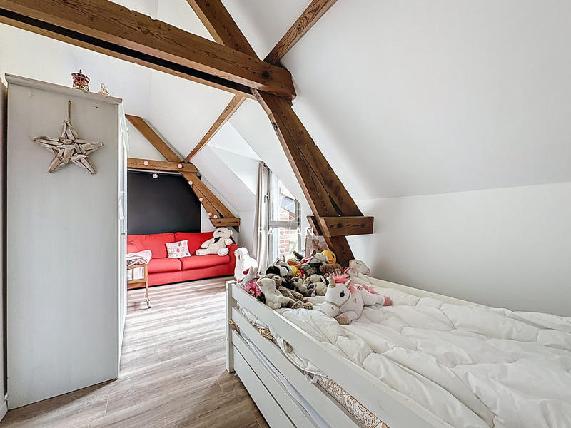 Maison - 212 m² - 5 pièces