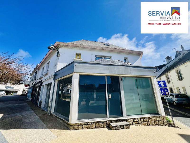 Local commercial - 98 m² - 4 pièces