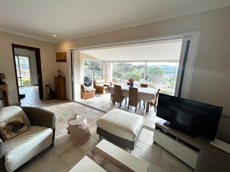 Villa - 155 m² - 5 pièces