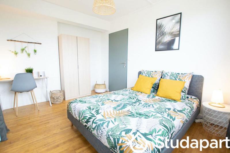 Chambre - 12 m² - 1 pièce