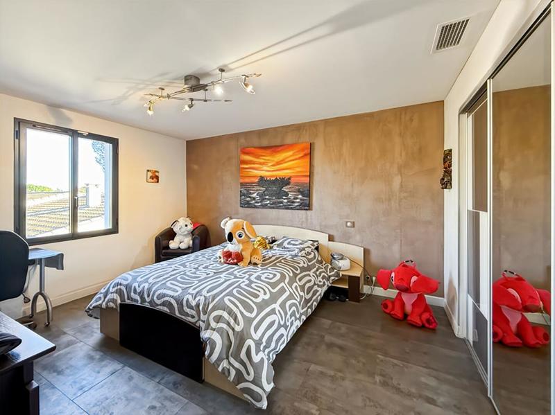 Maison - 138 m² - 5 pièces