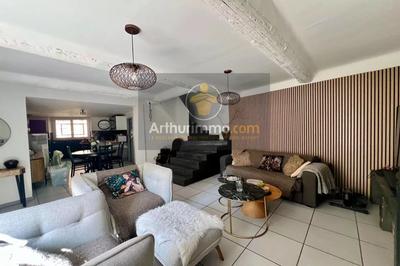 Maison - 150 m² - 4 pièces