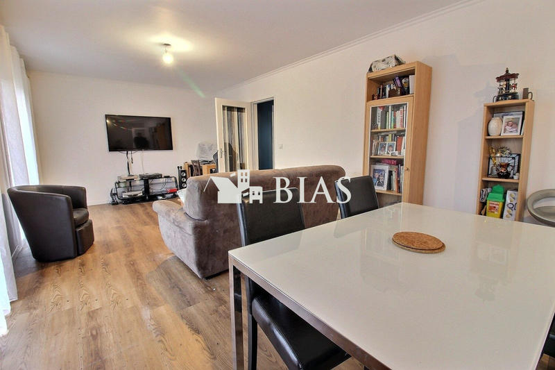 Maison - 98 m² - 4 pièces