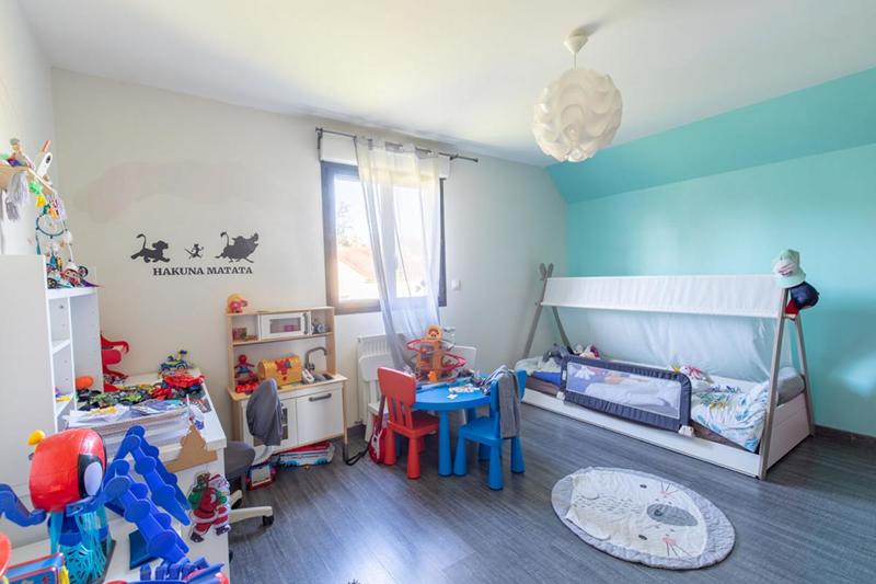 Maison - 143 m² - 6 pièces