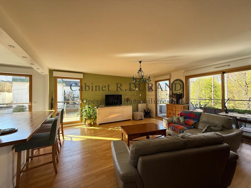 Appartement - 102 m² - 5 pièces