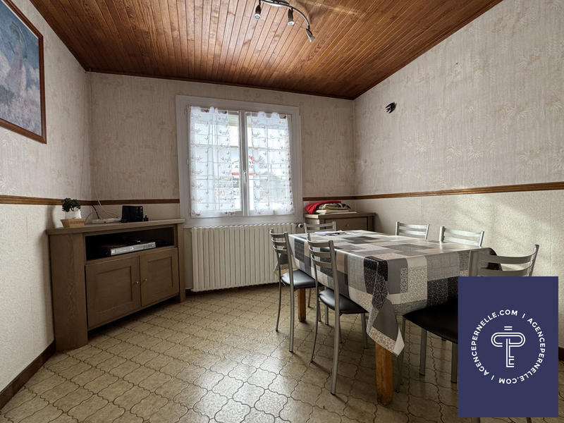 Maison - 124 m² - 8 pièces