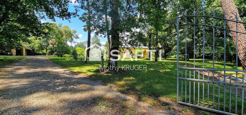 Propriété - 228 m² - 7 pièces