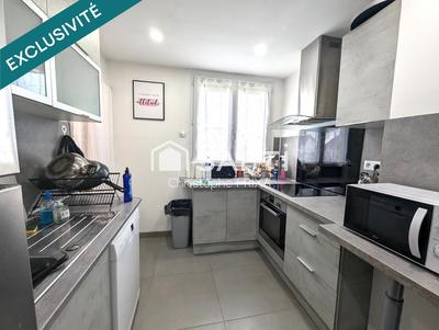 Appartement - 70 m² - 4 pièces