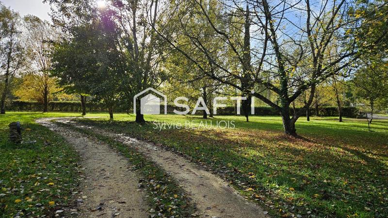 Maison - 168 m² - 8 pièces