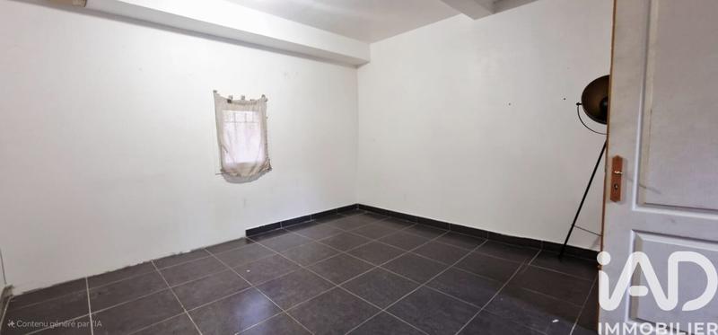 Maison - 223 m² - 9 pièces