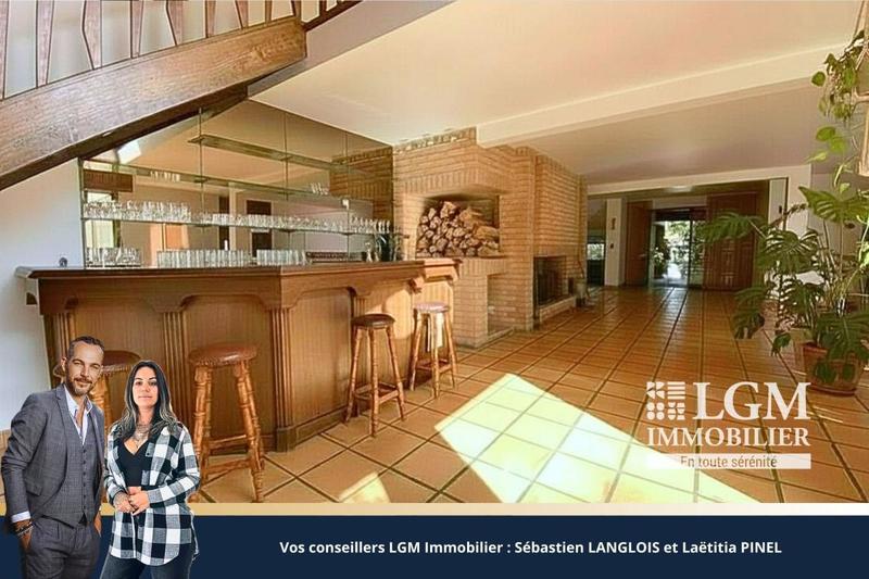 Villa - 330 m² - 7 pièces