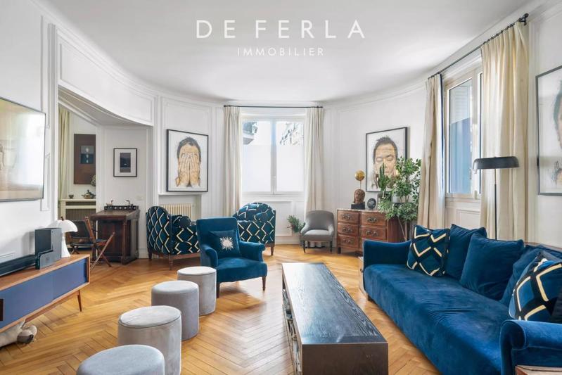 Appartement - 203 m² - 7 pièces