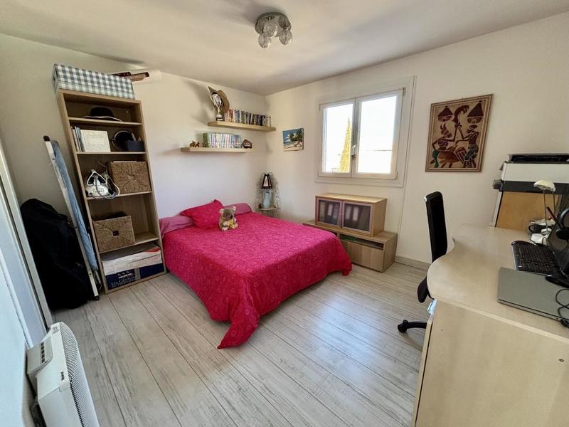 Propriété - 110 m² - 4 pièces