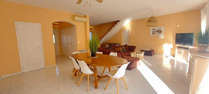 Villa - 223 m² - 6 pièces