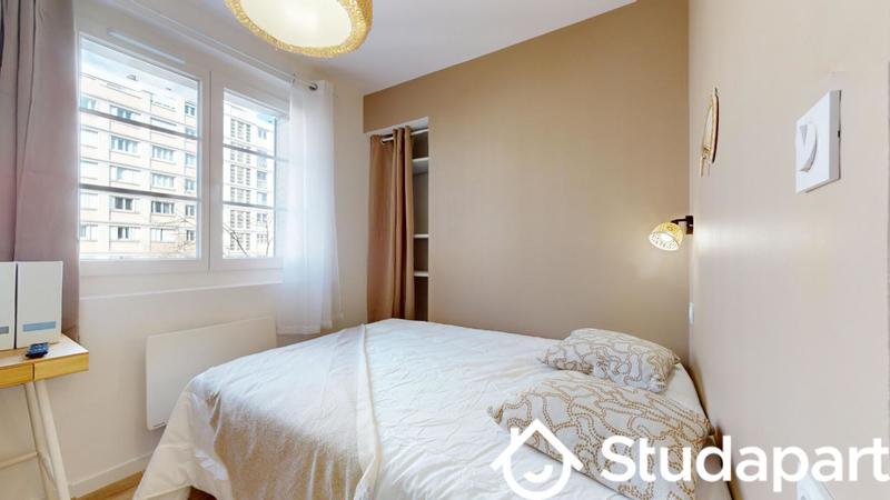 Chambre - 9 m² - 1 pièce