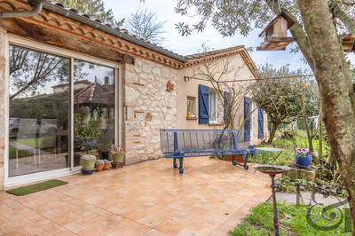 Maison - 143 m² - 5 pièces