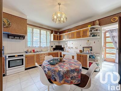 Maison - 137 m² - 5 pièces