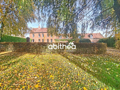 Propriété - 327 m² - 9 pièces