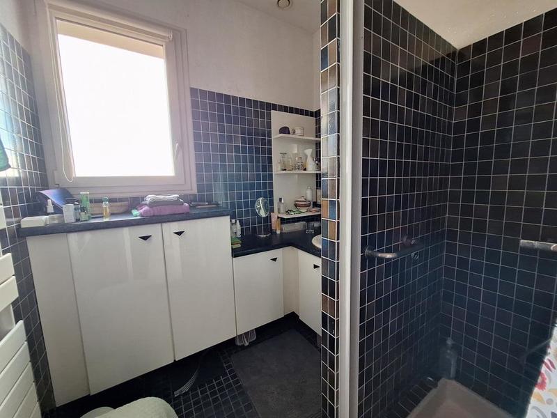 Propriété - 162 m² - 6 pièces