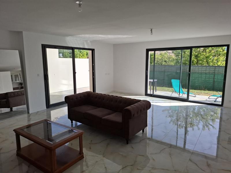 Maison - 103 m² - 4 pièces