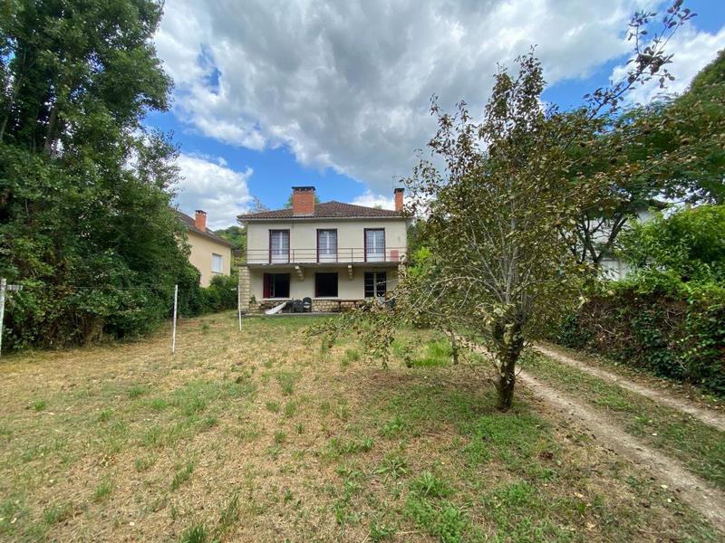 Maison - 137 m² - 6 pièces